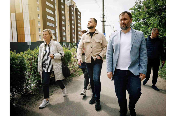 У Бородянці проінспектовано відбудову пошкоджених житлових будинків та облаштування інфраструктури