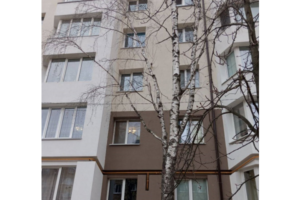 В Ірпені відновлюють багатоповерхівку по вулиці Миру