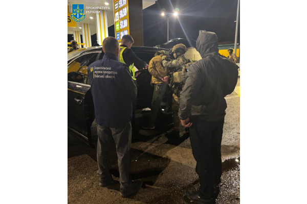 Прокуратура Київщини викрила схему отримання хабаря за "вирішення питань" у ТЦК