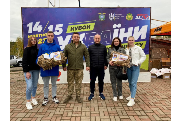 Ірпінські студенти передали допомогу Збройним силам України