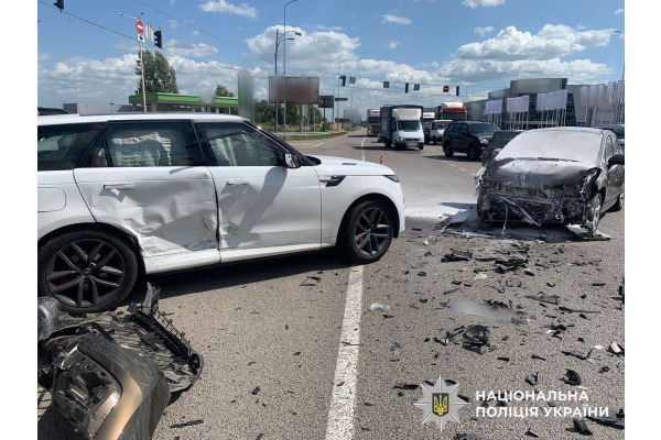 На Київщині внаслідок ДТП постраждали двоє дітей