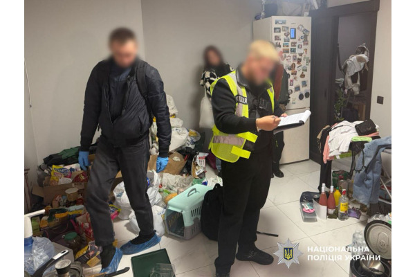 Привласнила півмільйона коштів померлих клієнтів банку: поліцейські Київщини повідомили про підозру зловмисниці