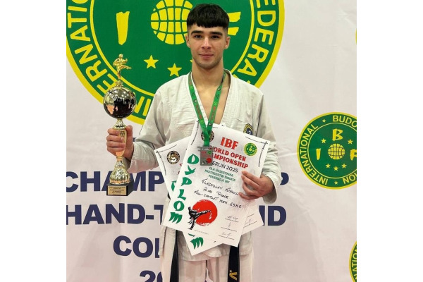 Броварчанин Владислав Король здобув «срібло» на чемпіонаті світу з рукопашного бою