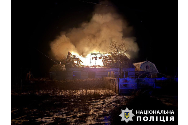Масована атака БпЛА на Київщину: уламки пошкодили будинки (ФОТО)
