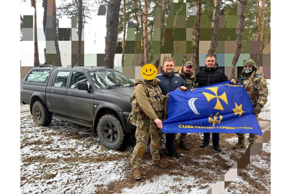 Ірпінці відправили на Курський напрямок позашляховик