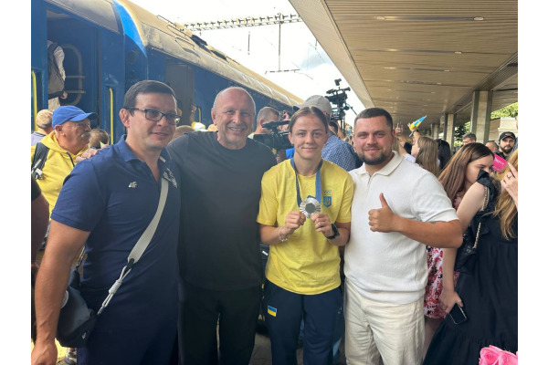 Борчиня з Ірпеня Ірина Коляденко повернулася до України з Олімпіади-2024