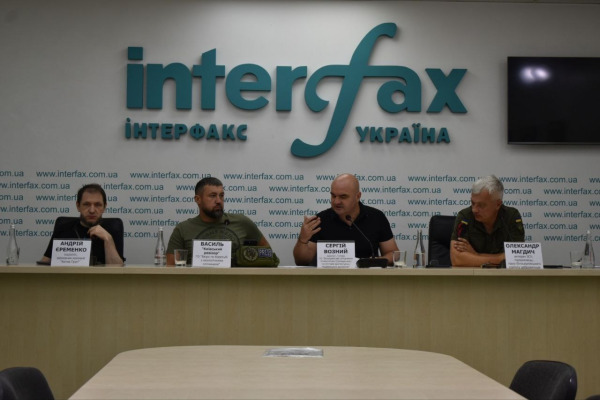 На засіданні дискусійного клубу "Столичний регіон" обговорили питання діяльності та бездіяльності правоохоронців щодо рейдерства