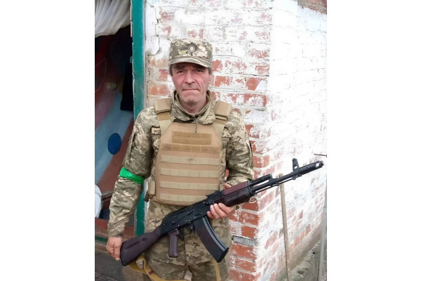 Буча прощається із військовим Анатолієм Проценком