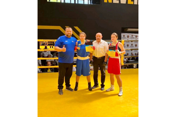 Боксерка з Бучі завоювала "золото" на чемпіонаті України