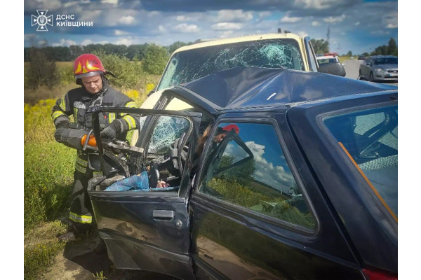 У Гоголеві у ДТП загинула особа