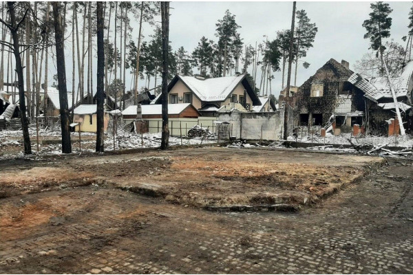 В Ірпені демонтують ще 130 зруйнованих житлових будинків (ФОТО)