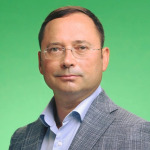 Верховна Рада дозволила 10-м і 11-м класам завершити навчання у своїх школах