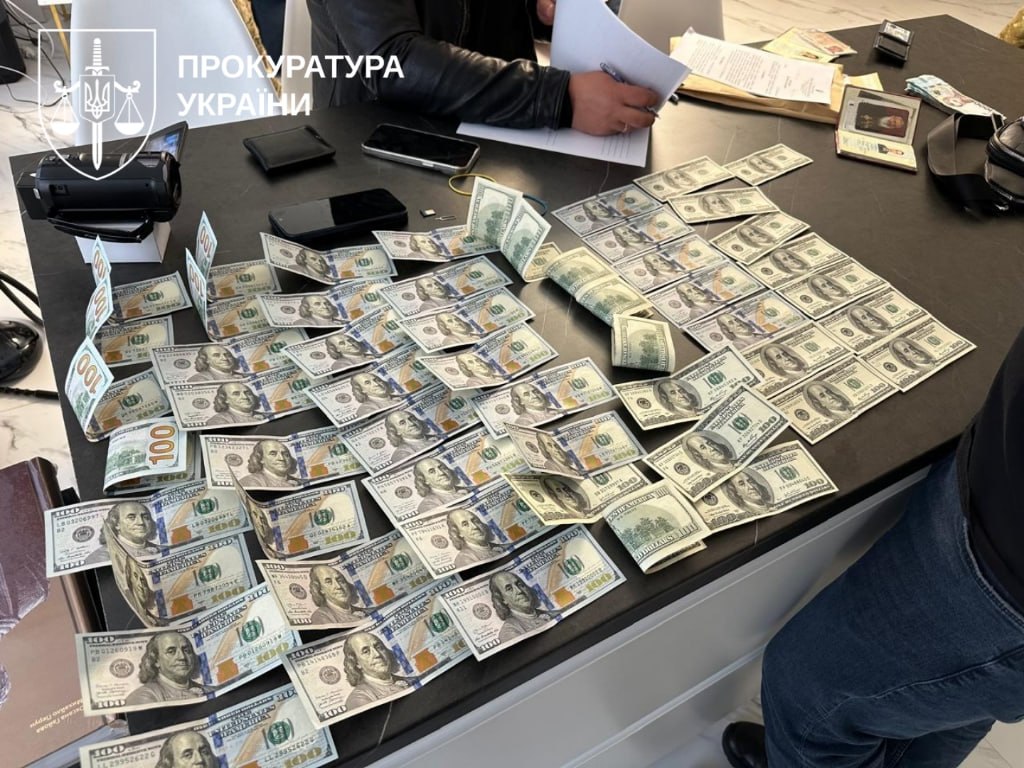 Масштабна операція з очищення системи Національної поліції від корупції: викрито схему прикриття «порноофісів» у трьох областях