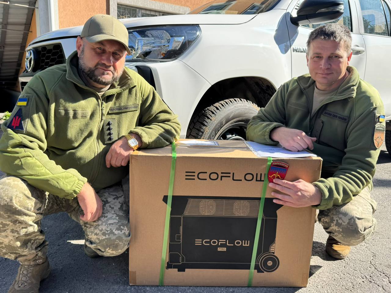 Броварська громада передала військовим зарядну станцію EcoFlow