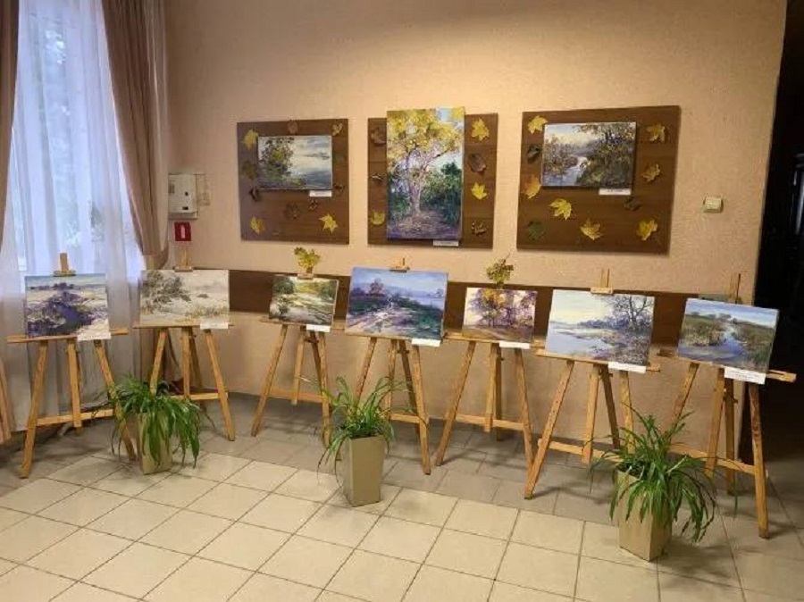 В Ірпінській громаді відкрилася виставка живопису «Фарби осені»