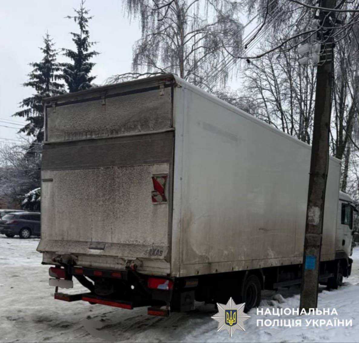 У Фастові водій вантажівки наїхав на жінку: постраждала госпіталізована