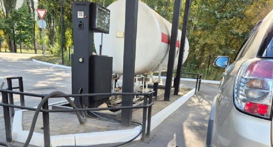 В Обухові правоохоронці викрили АЗС, що працювала без ліцензії