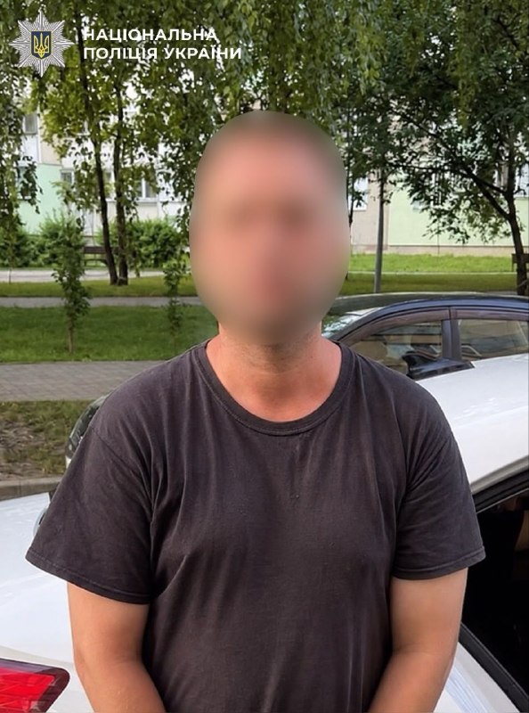 Хотів винести товар: на Київщині правоохоронці оголосили підозру чоловіку