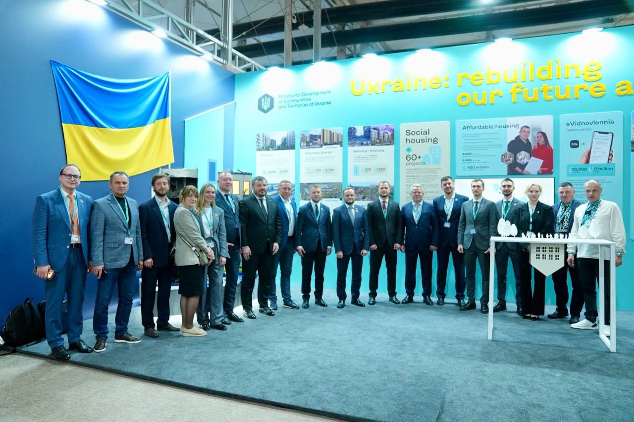 Київщина представила проєкти відновлення на Всесвітньому форумі міст у Баку