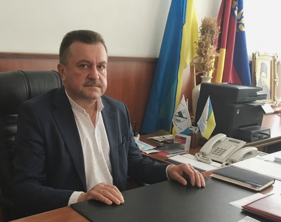 Політичні амбіції не означають роботу: голова Білоцерківської райради Василь Зеленський про інвестиції, 100 мільйонів для фронту та кадрову кризу на місцях