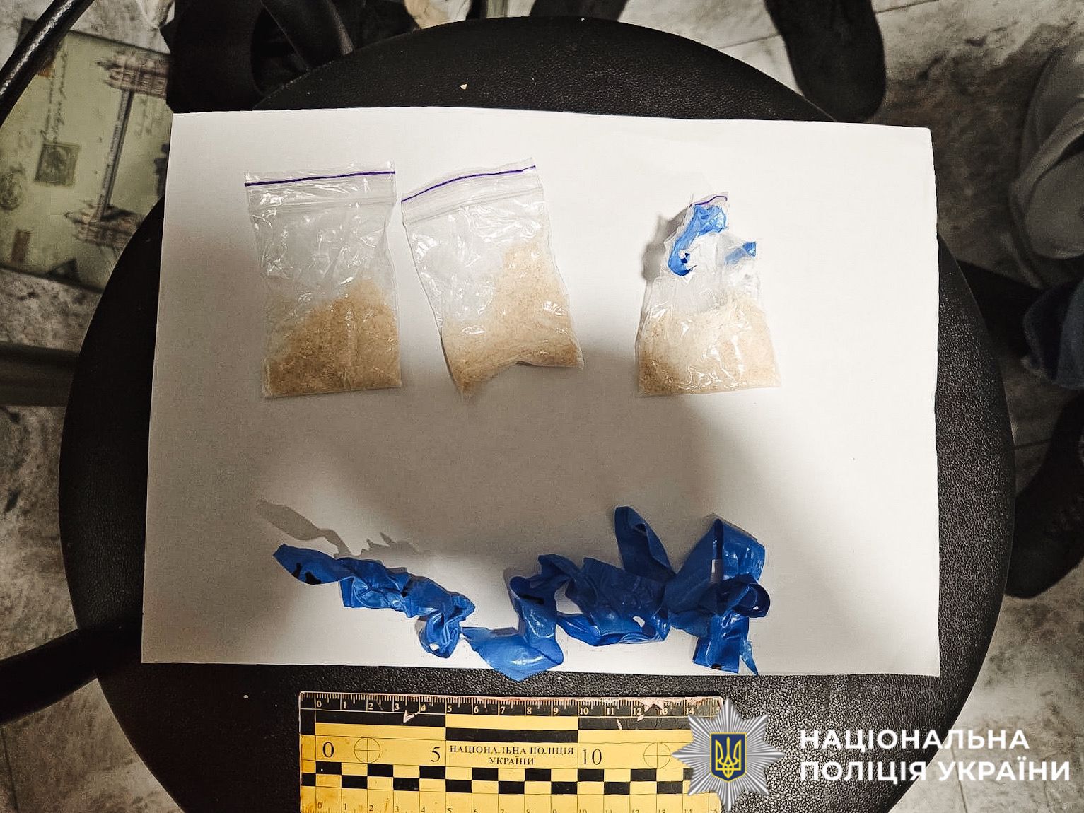 На Бучанщині затримали наркозбувача із психотропами PVP: йому загрожує до 10 років тюрми
