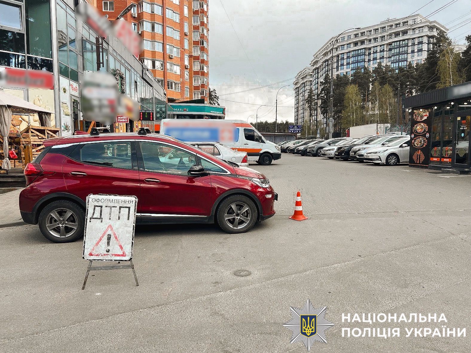 В Ірпені водій збив жінку під час руху заднім ходом