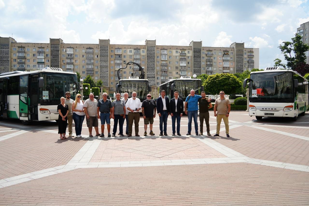 Автопарк Ірпеня поповнився чотирма автобусами від партнерів із Німеччини
