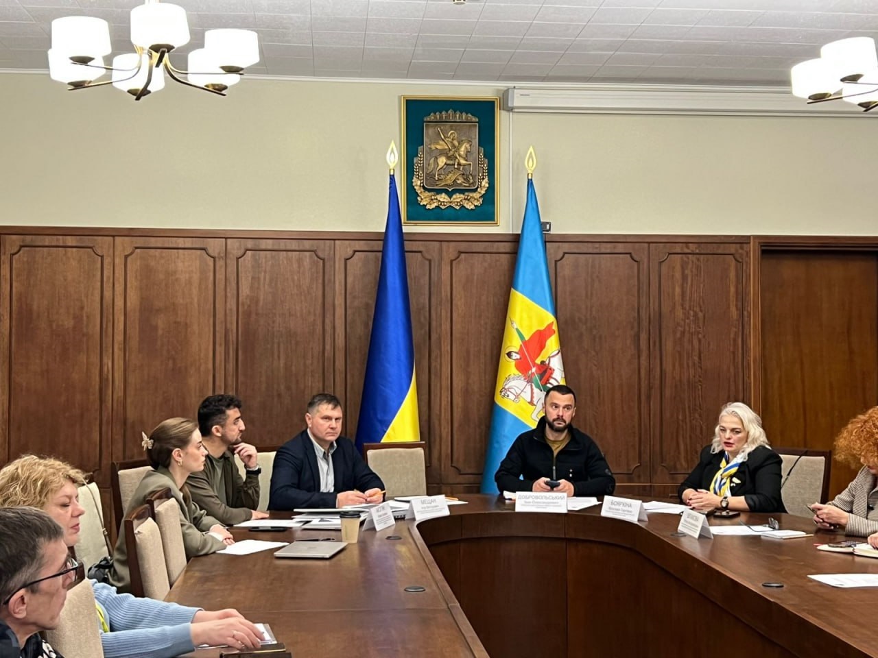 На засіданні Волонтерської ради при КОДА обговорили підтримку ветеранів та ВПО