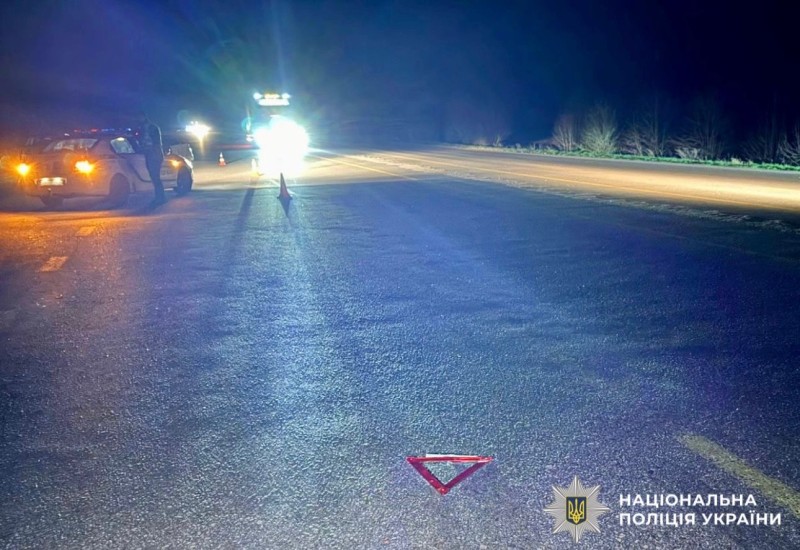 На трасі "Київ-Одеса" вантажівка збила пішохода