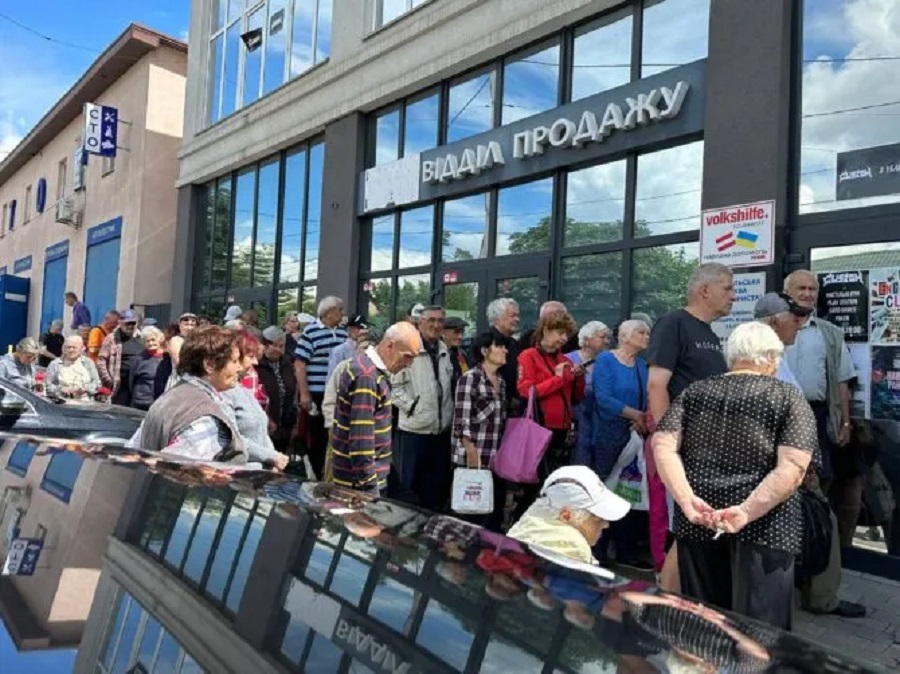 Понад 800 мешканців Ірпеня отримали гуманітарну допомогу від благодійників