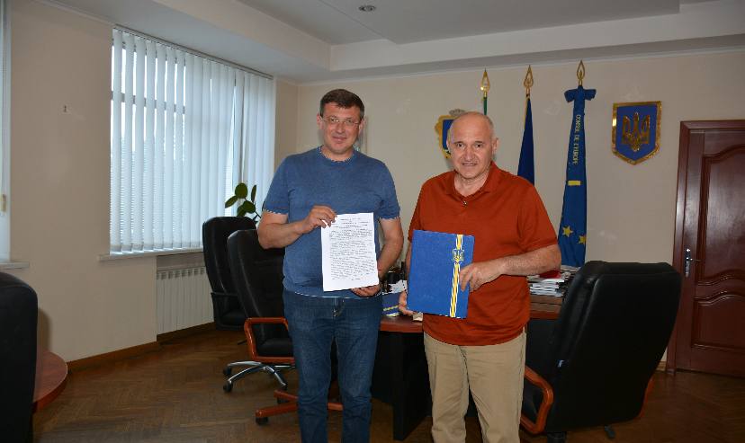Броварська міська громада та "Інститут серця" підписали меморандум про співпрацю (ФОТО)
Основна мета меморандуму - поглиблення партнерства в галузі охорони здоров’я, профілактика та попере...