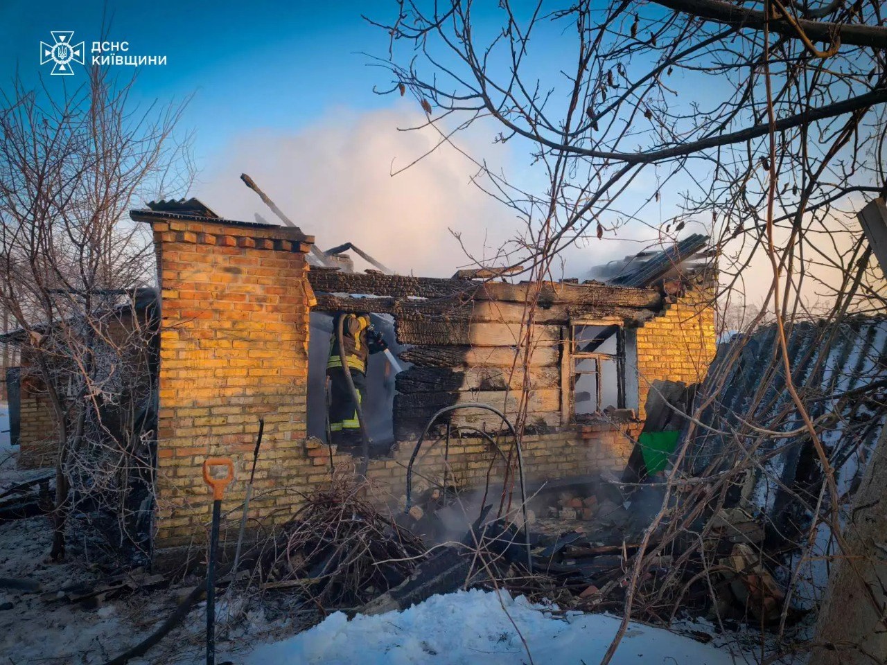 У Зазим’ї на Київщині під час пожежі в приватному будинку загинув чоловік