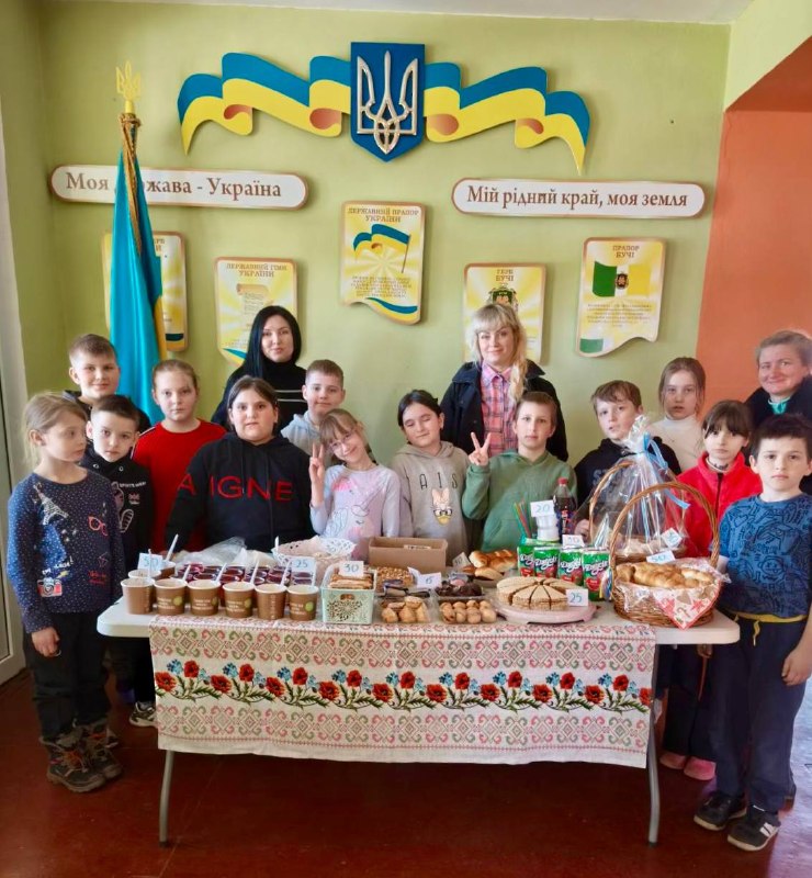 «Вистояли – Переможемо!»: у Мироцькій гімназії №12 провели благодійний ярмарок на підтримку наших захисників