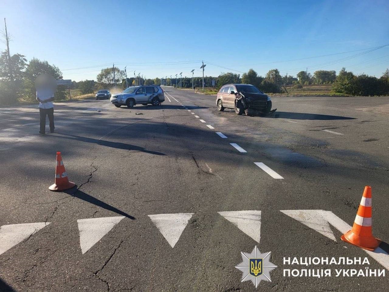На Вишгородщині зіткнулися Nissan і Honda: травмувалася пасажирка