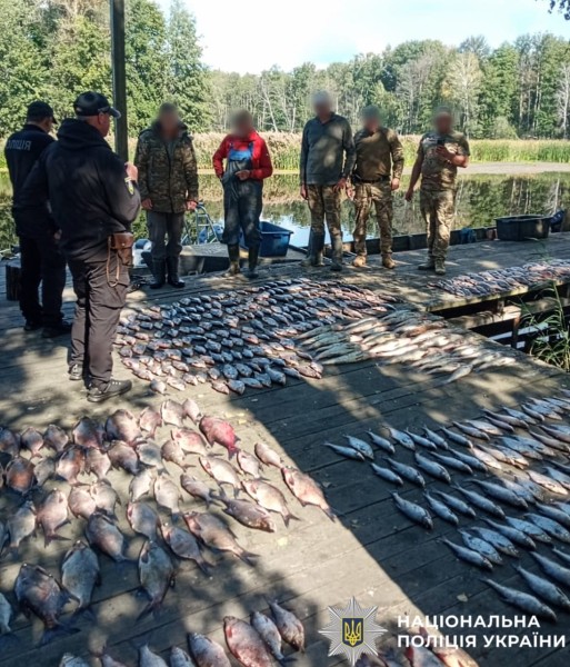 У зоні відчуження біля півострова Домантов затримано браконьєрів