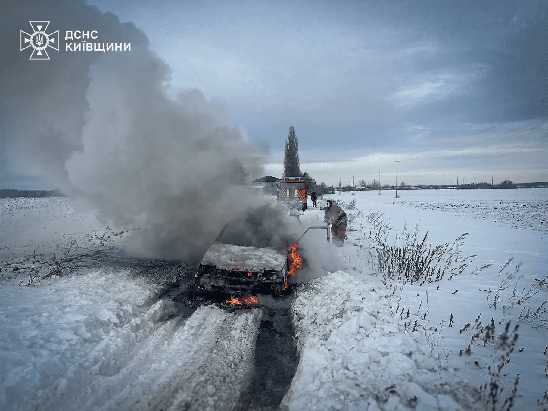В Обухівському районі ліквідовано пожежу автомобіля (ФОТО)