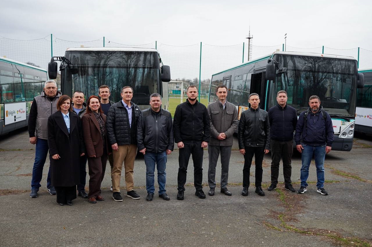 Боярська громада отримала чотири нові автобуси від французького регіону Іль-де-Франс