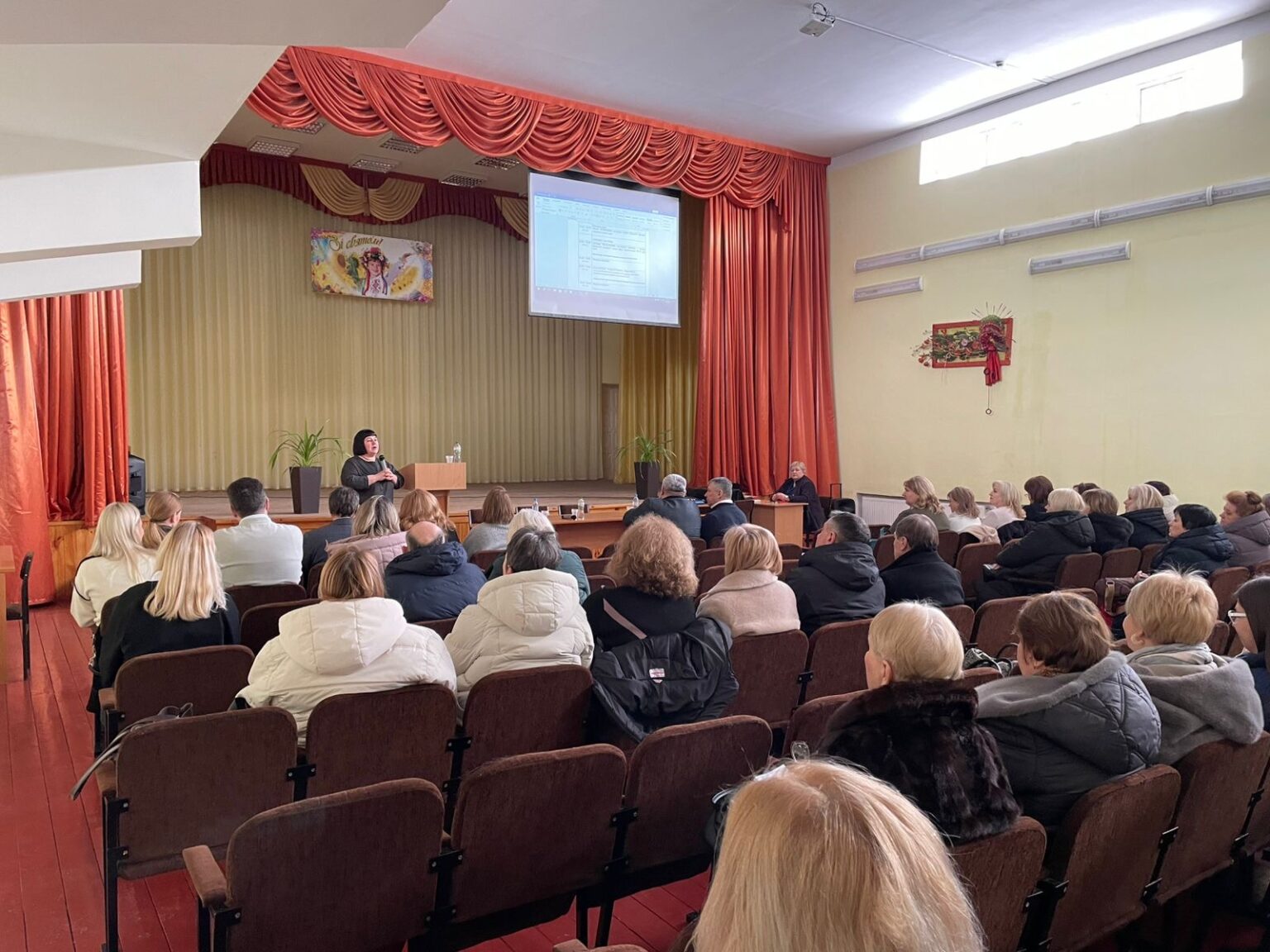 Освітяни Київщини обговорили актуальні питання розвитку ліцеїв на робочих нарадах
