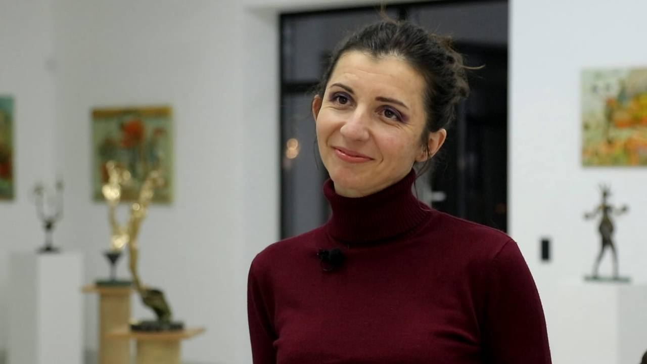 Президент відзначив бучанську волонтерку Анну Донець нагородою "Золоте серце"
