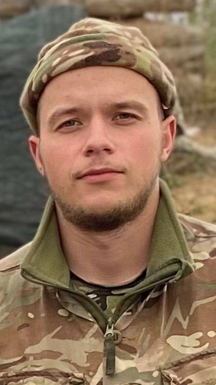 У Броварах проведуть в останню путь полеглого Захисника Артема Руденка