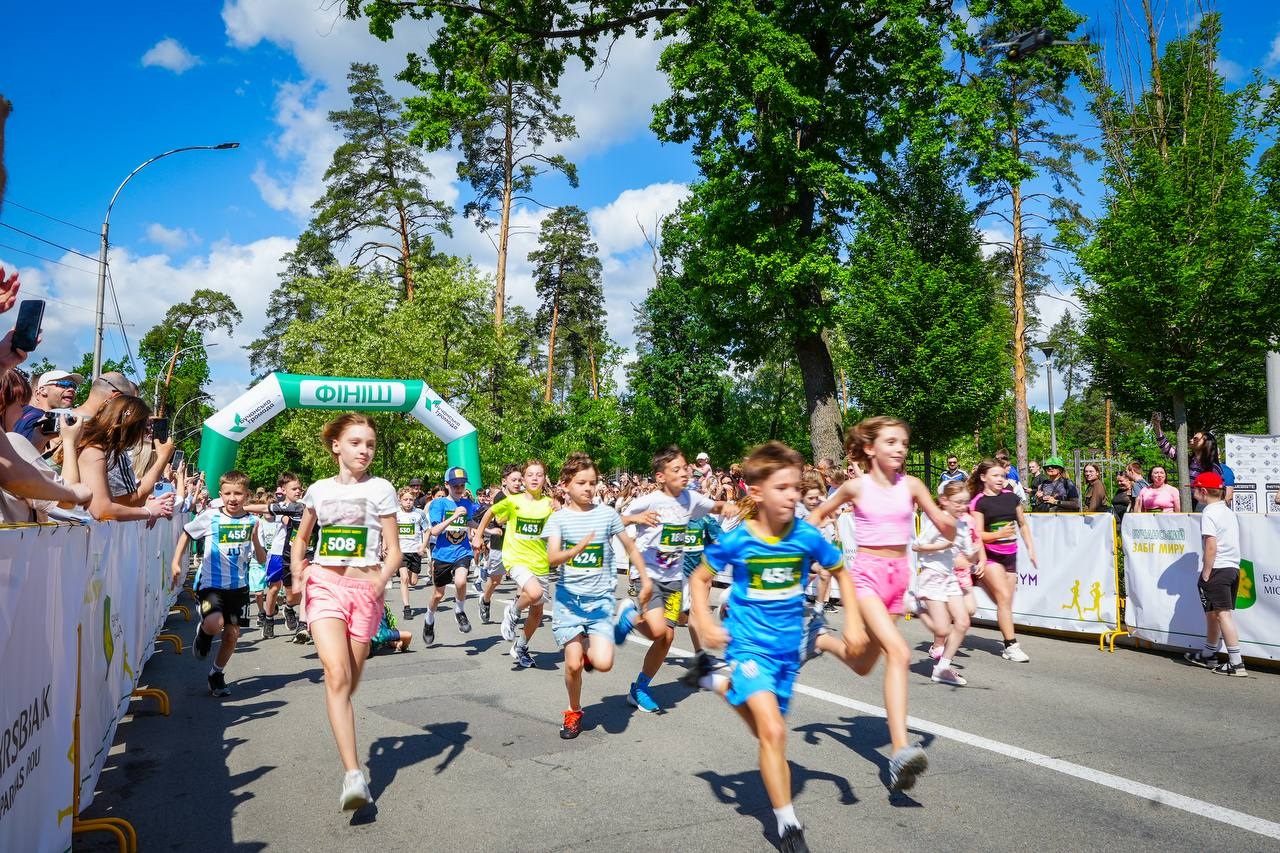 Буча зібрала 300 тисяч гривень для десантників під час «Забігу миру» (ФОТО)