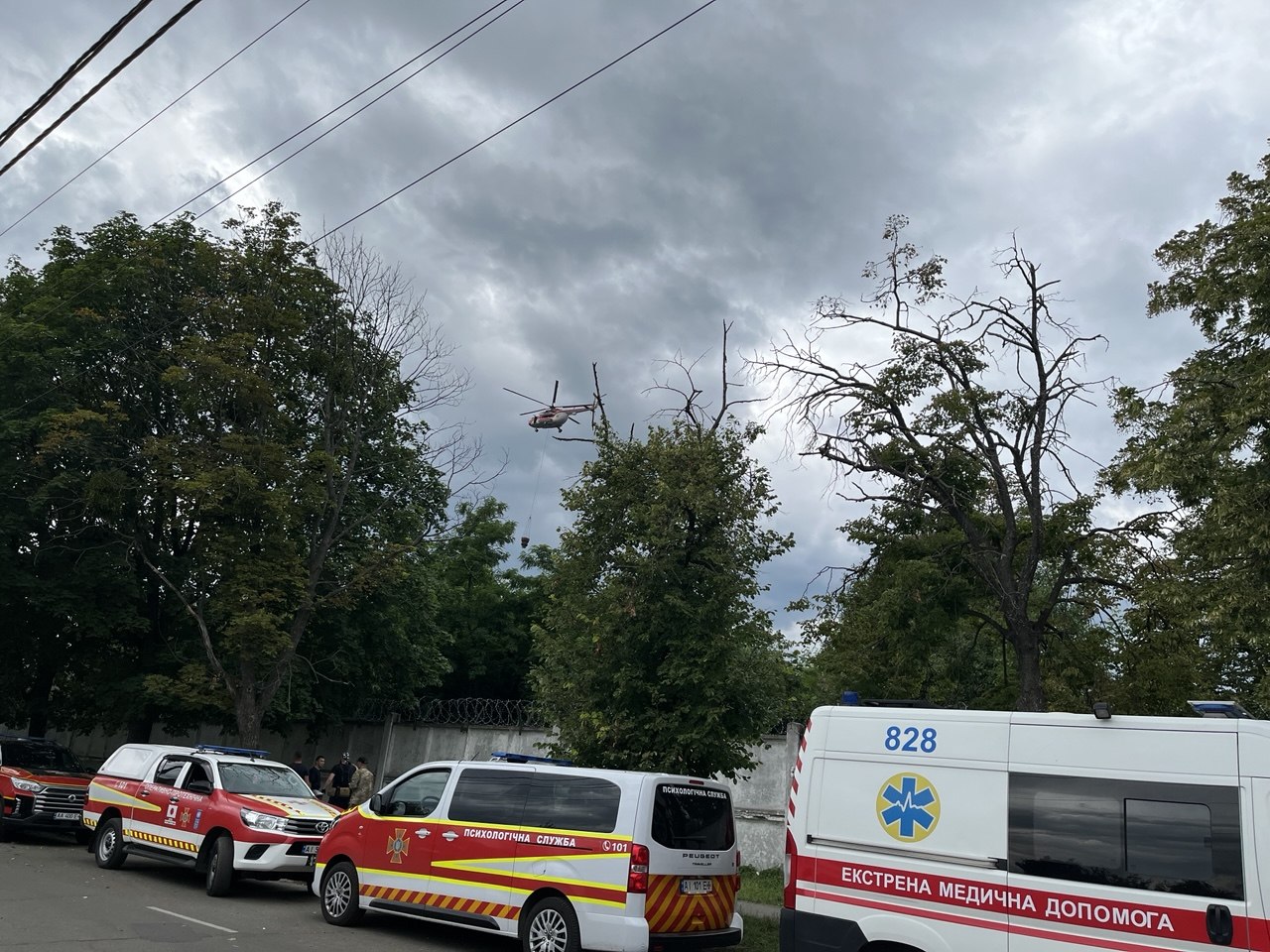 У Вишневому продовжується детонація боєприпасів на розбомбленому складі (ФОТО)