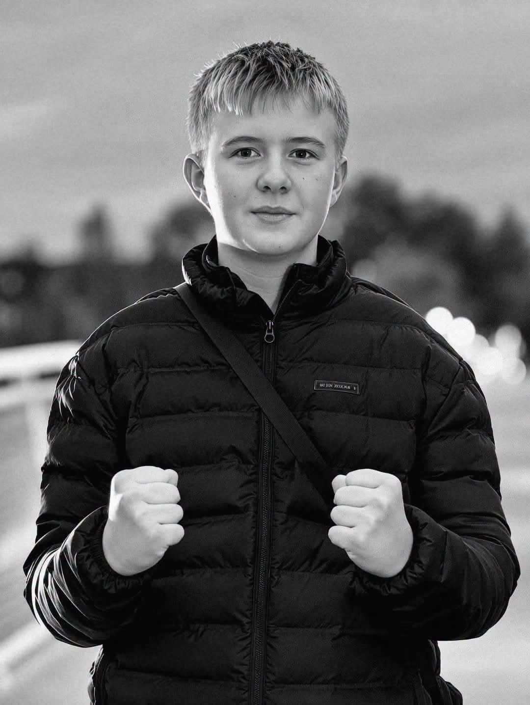 У Вишгороді попрощалися з 14-річним Іллею Гончаровим, який загинув під час російського удару