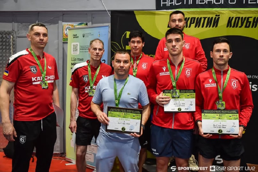 Команда з Гатного стала срібним призером Чемпіонату Київської ліги з настільного тенісу