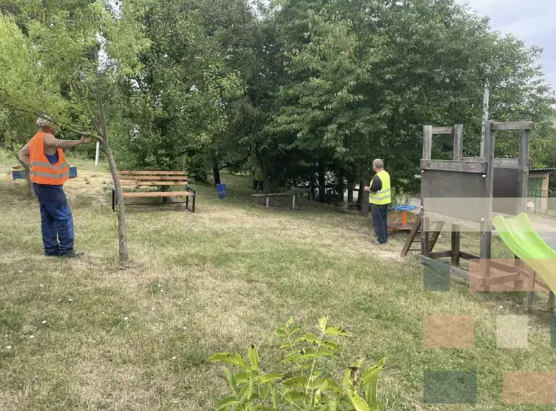 На дитячих майданчиках Богуслава встановили нові лавки, однак не обійшлося без вандалізму