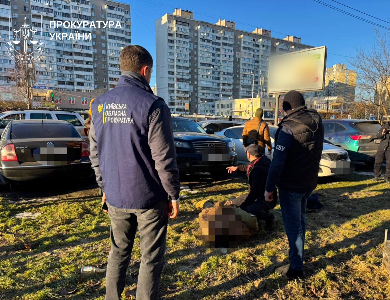 На Київщині викрили ексчиновника РТЦК, який вимагав $4500 за «уникнення мобілізації»
