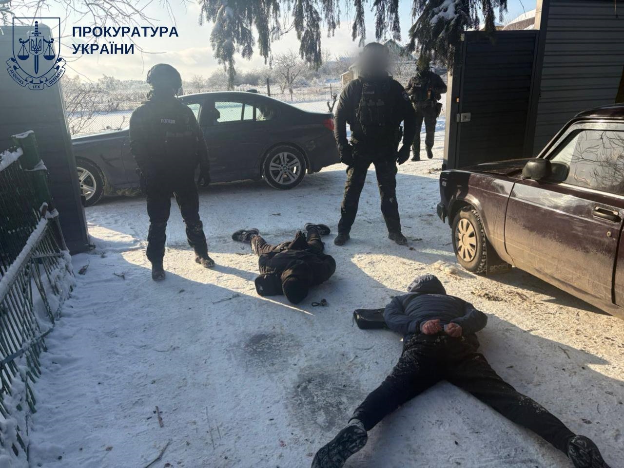 Вимагали $38 тисяч під час воєнного стану: на Київщині викрили злочинну групу