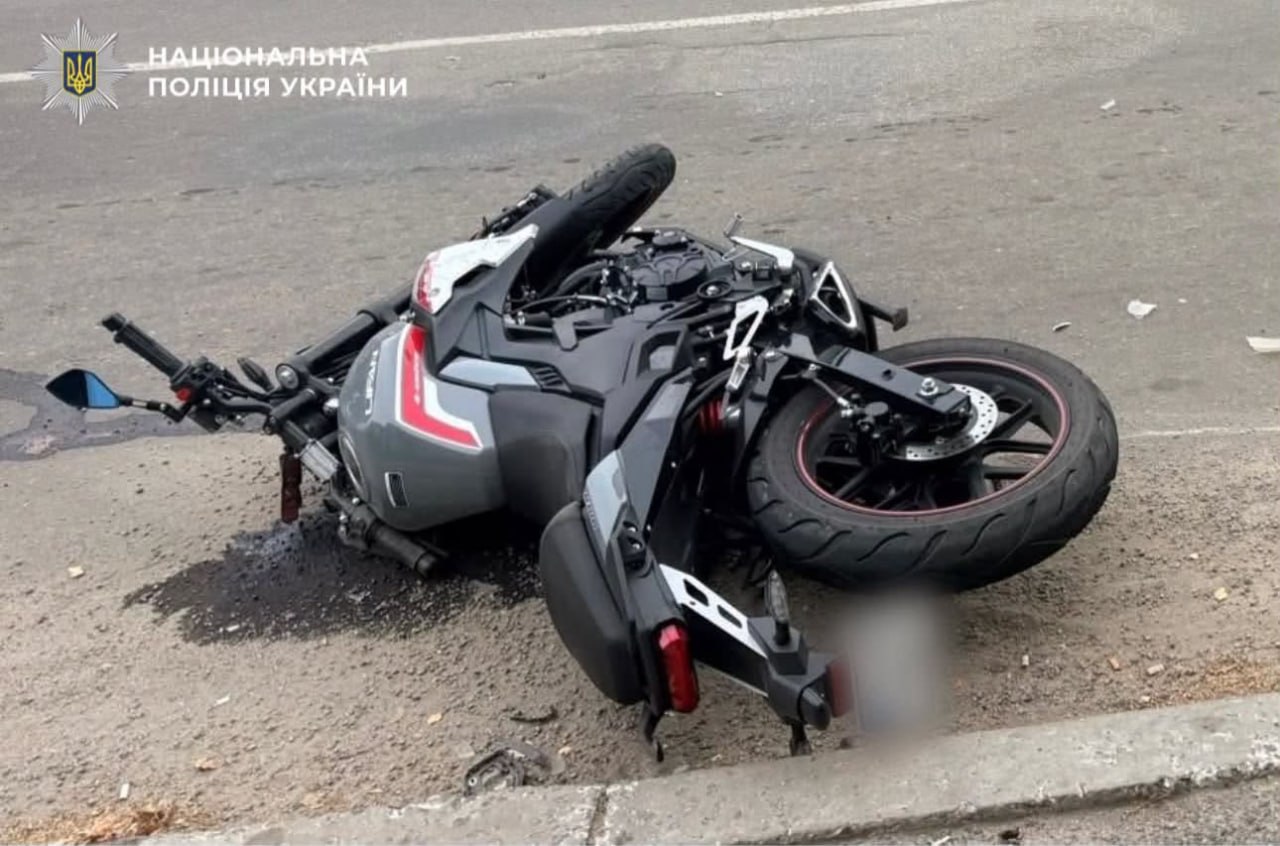 ДТП за участю неповнолітнього: на Білоцерківщині травмувався мотоцикліст