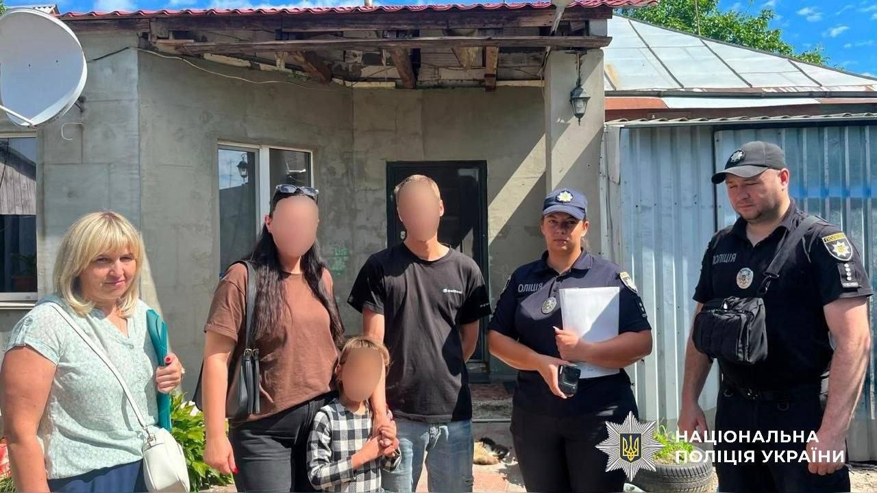 На Броварщині ювенальні поліцейські перевірили родини у складних життєвих обставинах
