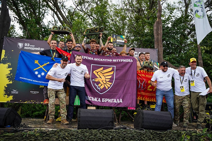 На Київщині триває масштабна ліквідація наслідків атаки на Вишневе (ФОТО)